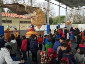 Inauguració de les Jornades Culturales a l'Escola Giroi